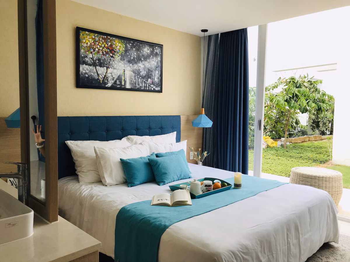 Airy 03bedroom villa with green space